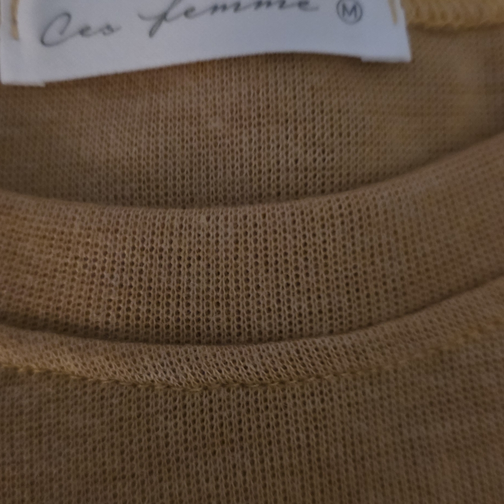 Gold Top And Bottom Wide Leg Cropped Top PTP 28 Length 15 - Picture 8 of 10